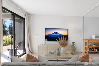 6667 138th Ave NE unit 524, Redmond, WA 98052 - photo 2