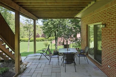 LOWER PATIO