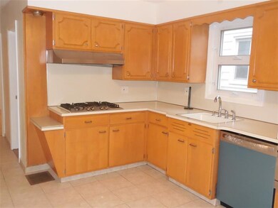 768 Kennedy Blvd unit 1, Bayonne, NJ 07002 - photo 4