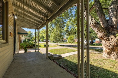 4705 Jackson St, Dearborn Heights, MI 48125 - photo 3