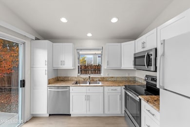 6530 Fall River Cir, Reno, NV 89523 - photo 5