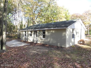 8441 Blair Dr, Bitely, MI 49309 - photo 5