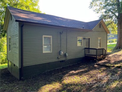 902 9th St, Statesville, NC 28677 - photo 4