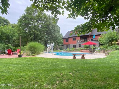 1032 Grindstone Cir, Everett, PA 15537 - photo 2