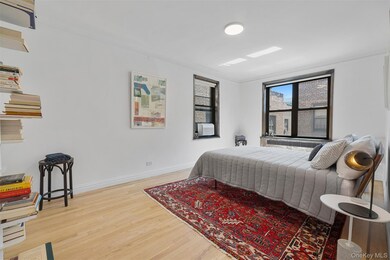 860 Grand Concourse unit 7N, Bronx, NY 10451 - photo 7