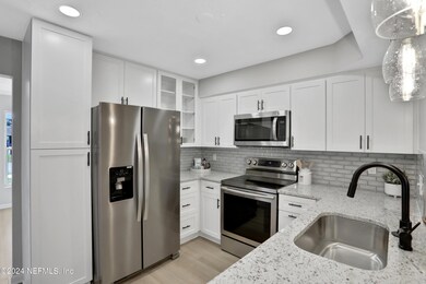 4688 Scarlet Ct, Jacksonville, FL 32210 - photo 7