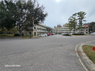 2263 Americus Blvd E unit 25, Clearwater, FL 33763 - photo 4