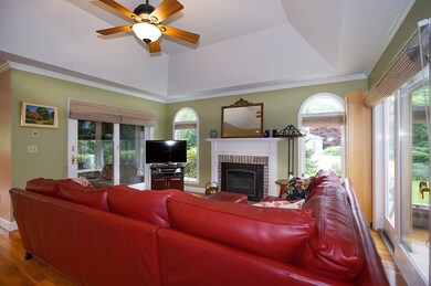 9 Dufour Dr, Marlborough, MA 01752 - photo 6