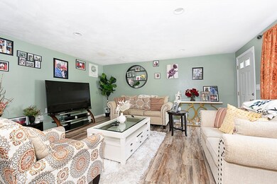 24 Penobscott Cir unit 24, Methuen, MA 01844 - photo 3