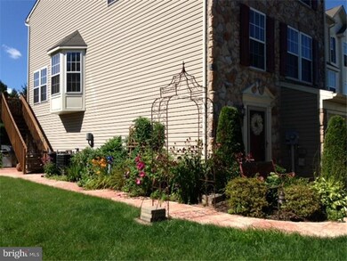4568 Par Ct, Center Valley, PA 18034 - photo 2