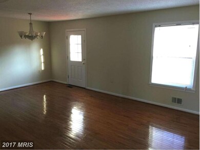 6035 Ticonderoga Ct, Burke, VA 22015 - photo 2