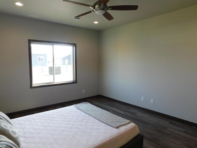 4203 Pine Pkwy S, Fargo, ND 58104 - photo 6