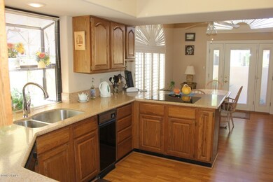 KITCHEN!