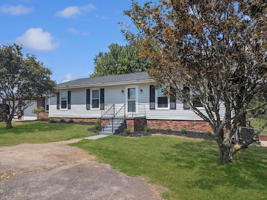 195 Windswept Rd, Lancaster, KY 40444 - photo 2