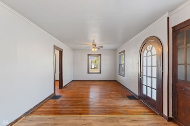 213 Hege Ave, Columbus, IN 47201 - photo 6