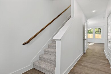 404 E 7th St unit 2, Bonham, TX 75418 - photo 6