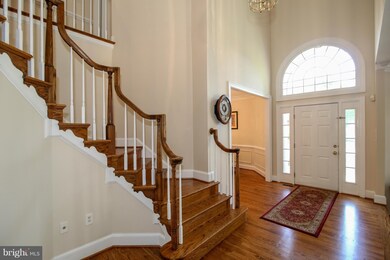 8117 Autumn Gate Ln, Bethesda, MD 20817 - photo 2