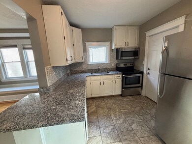 466 Chandler St, Worcester, MA 01602 - photo 4