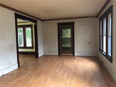 1801 Maple Ave NE, Canton, OH 44705 - photo 3