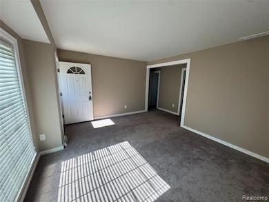 26122 Beverly Rd, Taylor, MI 48180 - photo 4