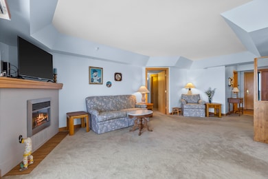 415 N Lake St unit 602, Port Washington, WI 53074 - photo 6