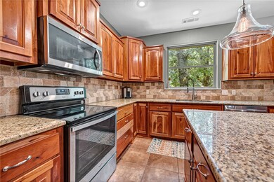 1310 Major Pindall Cir, Prairie Grove, AR 72753 - photo 4