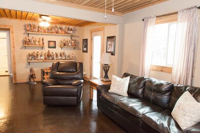 2518 Locust St, Butte, MT 59701 - photo 3