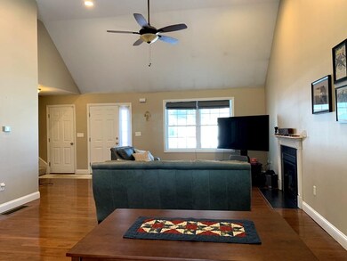 38 Hollow Ridge Dr, Nashua, NH 03062 - photo 6