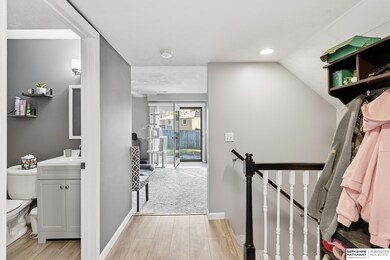 1101 Crest Rd, Papillion, NE 68046 - photo 4