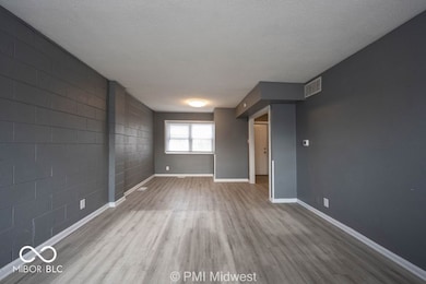 6064 E 16th St, Indianapolis, IN 46219 - photo 2