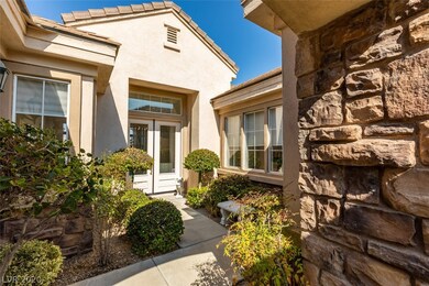 SECLUDED, GATED COURT YARD ENTRY