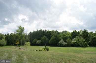 7484 Edington Dr, Warrenton, VA 20187 - photo 4