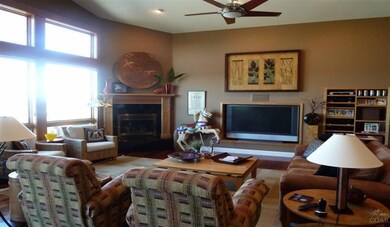 2626 NW Pilot View Ct, Bend, OR 97701 - photo 4