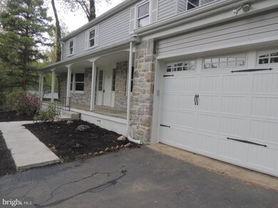 110 Laurel Ln, Pottstown, PA 19465 - photo 5