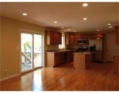 10 Lakeside Ave unit 10, Hudson, MA 01749 - photo 4