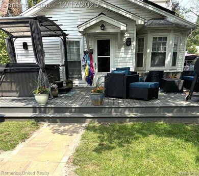 9915 Ingram St, Livonia, MI 48150 - photo 4