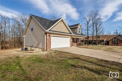 2 Grier Cir, Bella Vista, AR 72715 - photo 4