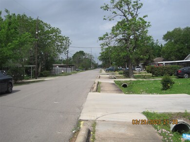 3718 Corder St, Houston, TX 77021 - photo 7