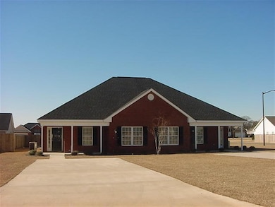 203 W Wrasling Way, Warner Robins, GA 31088 - photo 2