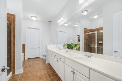 200 River Landing Dr 405-19