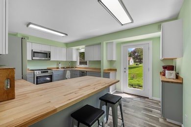 1418 Maple Dr-10