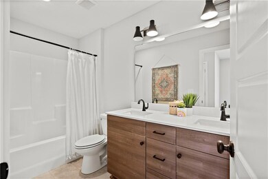 1402 Zennor Ct, Raymore, MO 64083 - photo 6