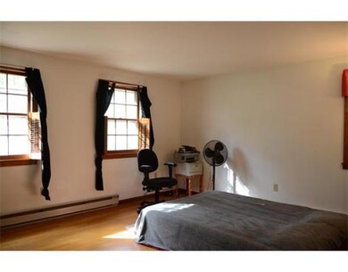 145 Walnut St unit 145, Shrewsbury, MA 01545 - photo 5