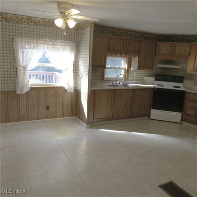 9115 Bane Rd NE unit 7, Kensington, OH 44427 - photo 6