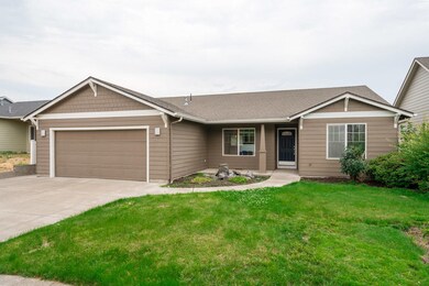 7448-Everwood-St-NE-6