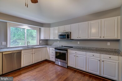 2125 Largo Rd, Wilmington, DE 19803 - photo 3