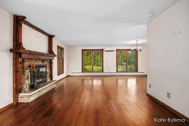 15 92nd St. SE
