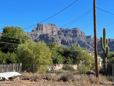 Backyard View of Superstition Mtn 5660 E