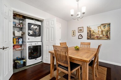Dining area 3