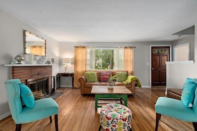 100 Farm St, Bellingham, MA 02019 - photo 2